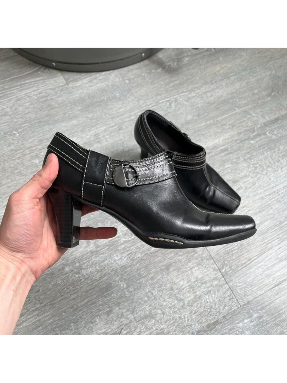 Black / White Y2K Faux Leather Slip-On Small Heels / Shoes W/ Stitching Details - Picture 2 of 6